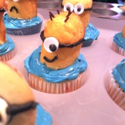 Happy Minion Cupcake